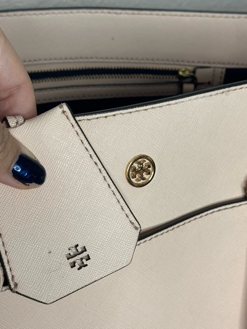 TORY BURCH 🤍 Pale Blush Pink Leather Large Shoulder Tote, Navy, Gold - 10x15”